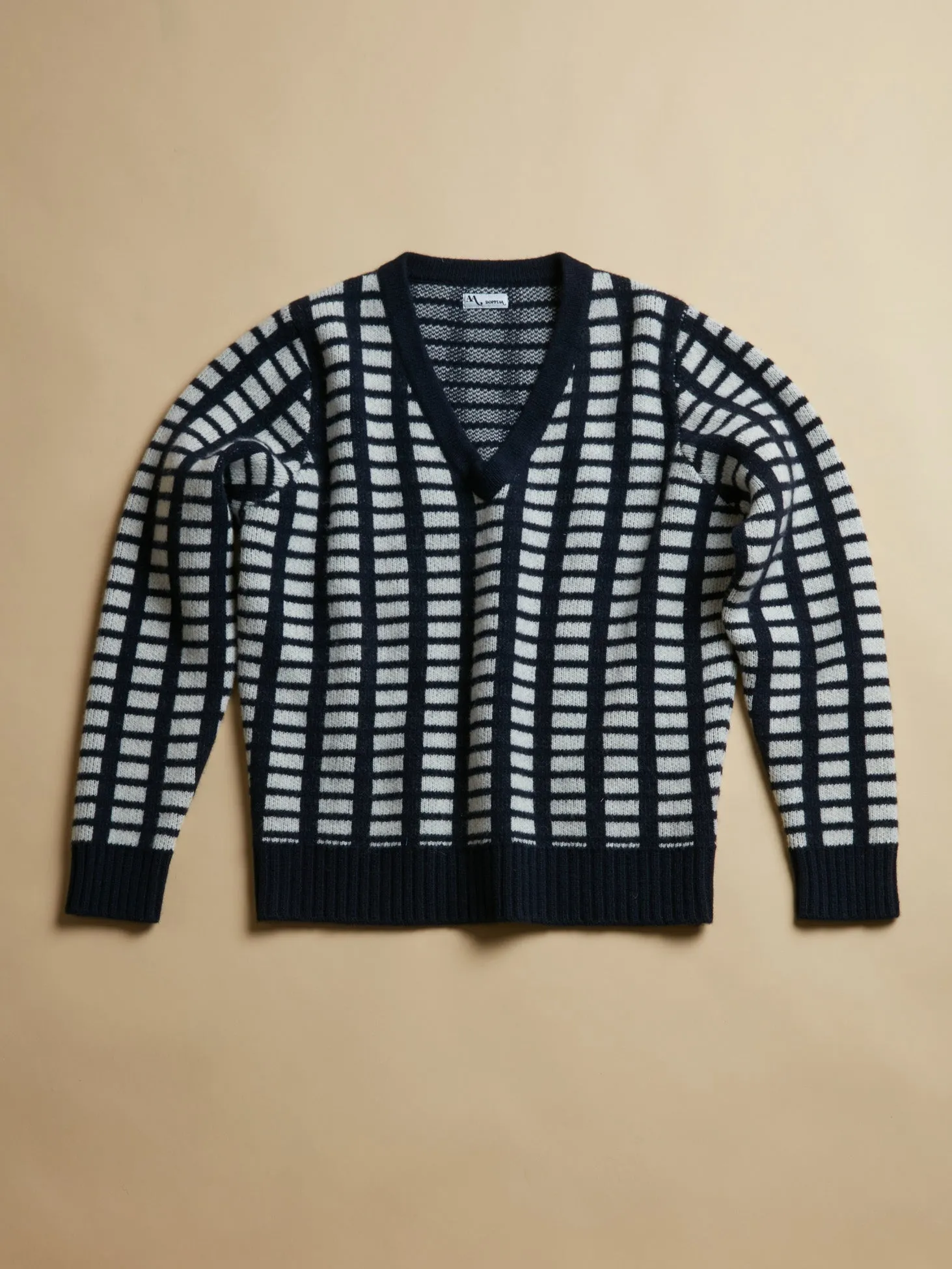 AANAMUR CHECKED V-NECK JUMPER