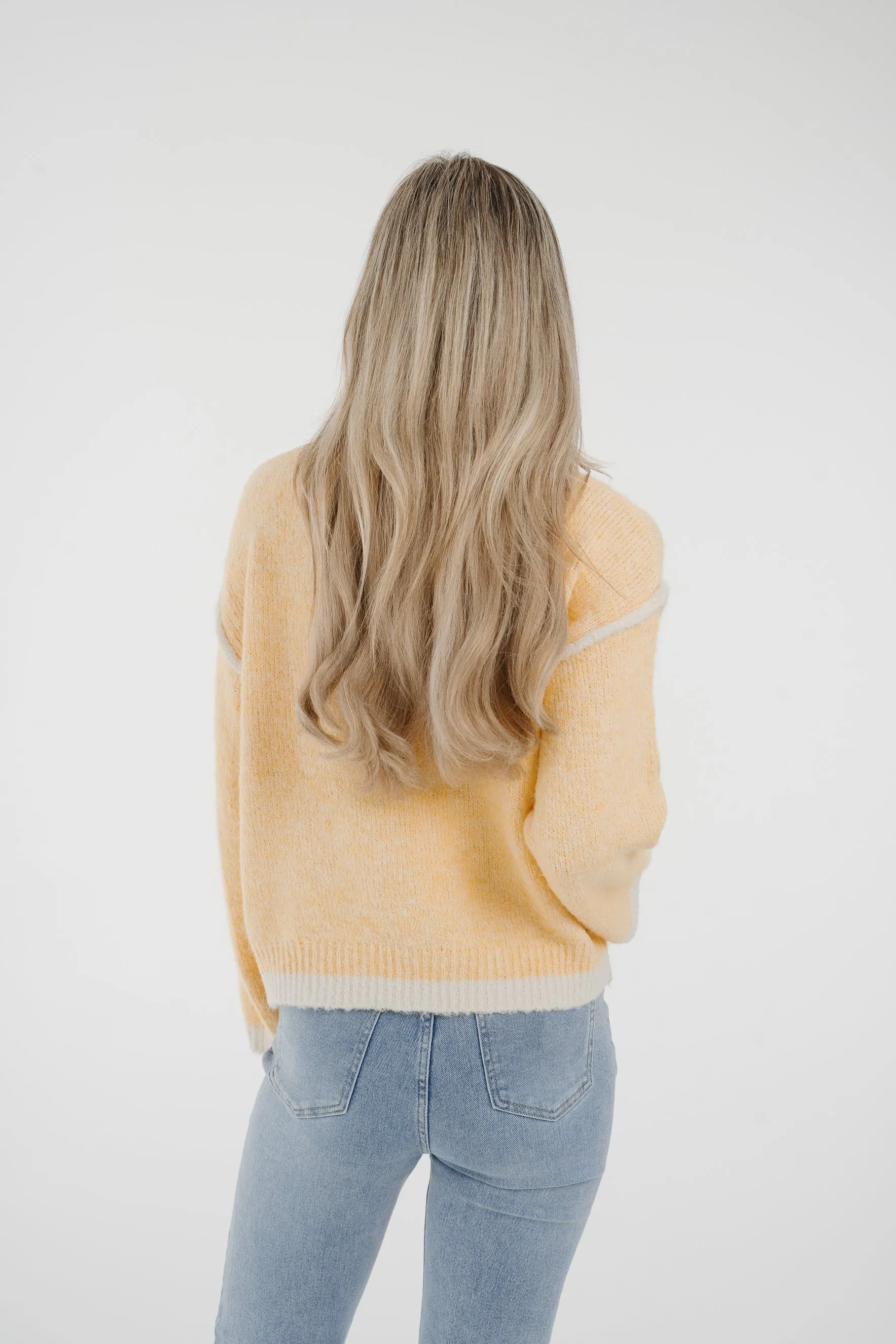 Ally Floral Jumper In Lemon
