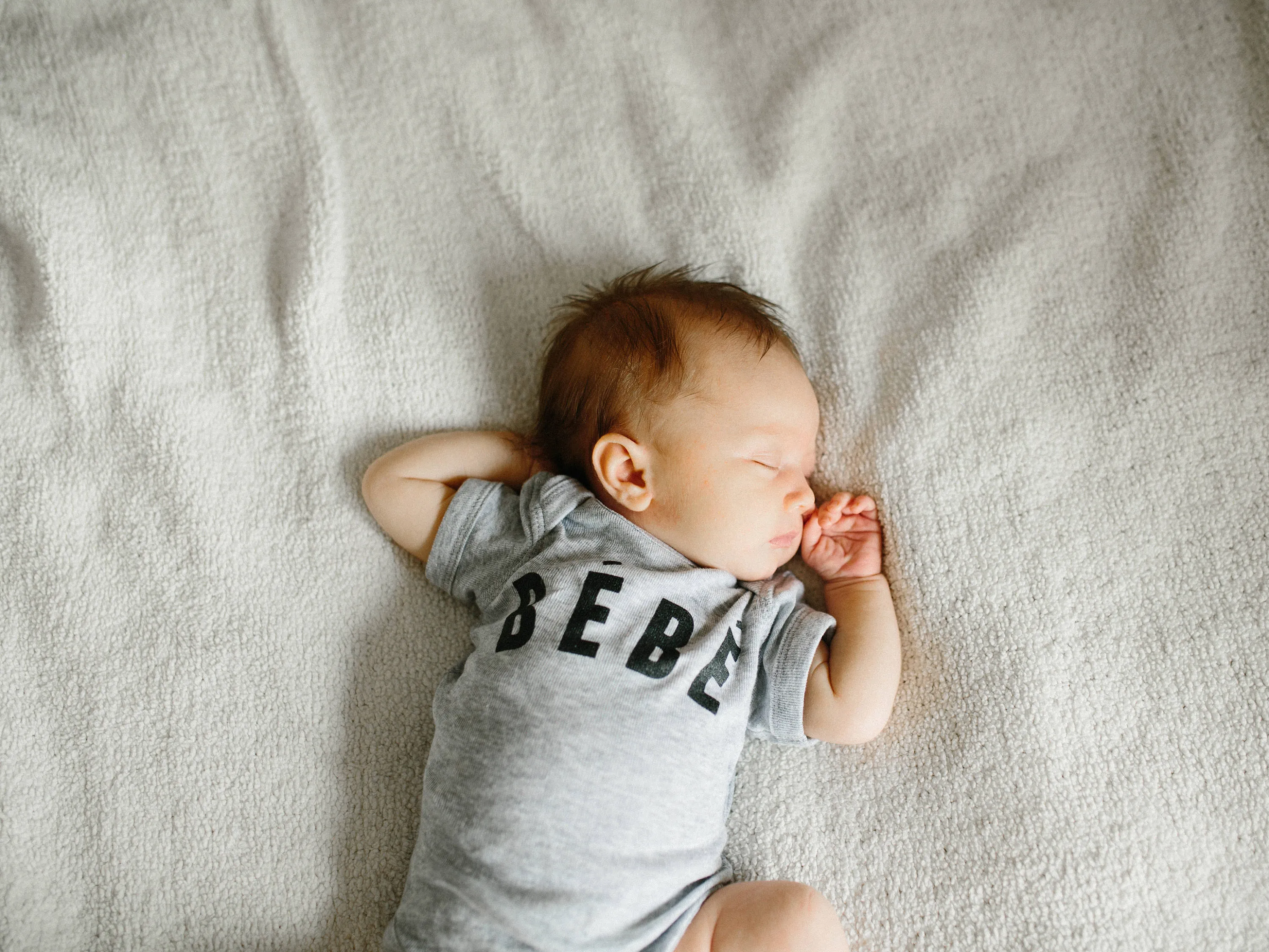 Bébé Organic Baby Bodysuit