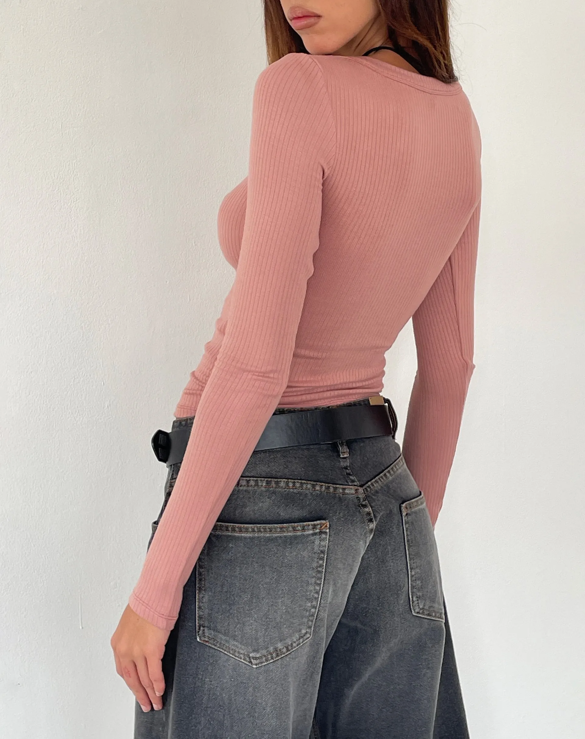 Binlo Extra Long Sleeve Top in Dusty Pink Rib