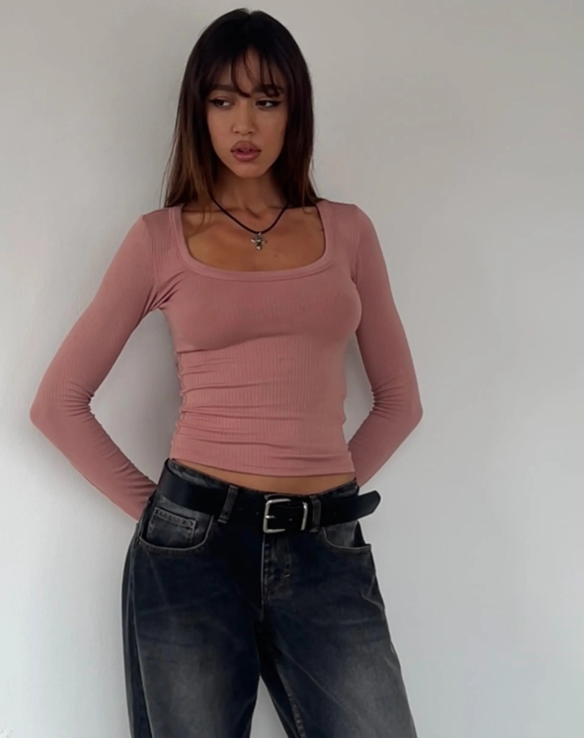 Binlo Extra Long Sleeve Top in Dusty Pink Rib