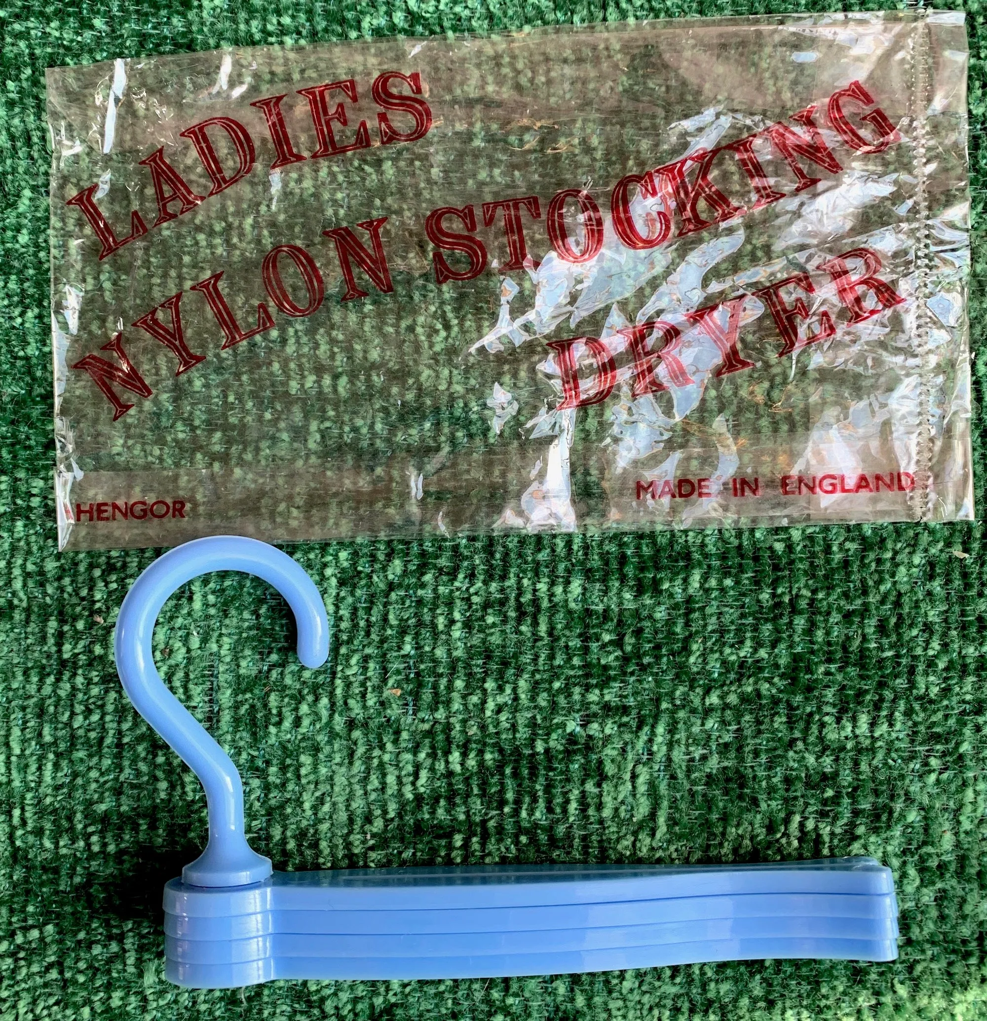 Essential 1950s Fold Flat LADIES NYLON STOCKING DRYER