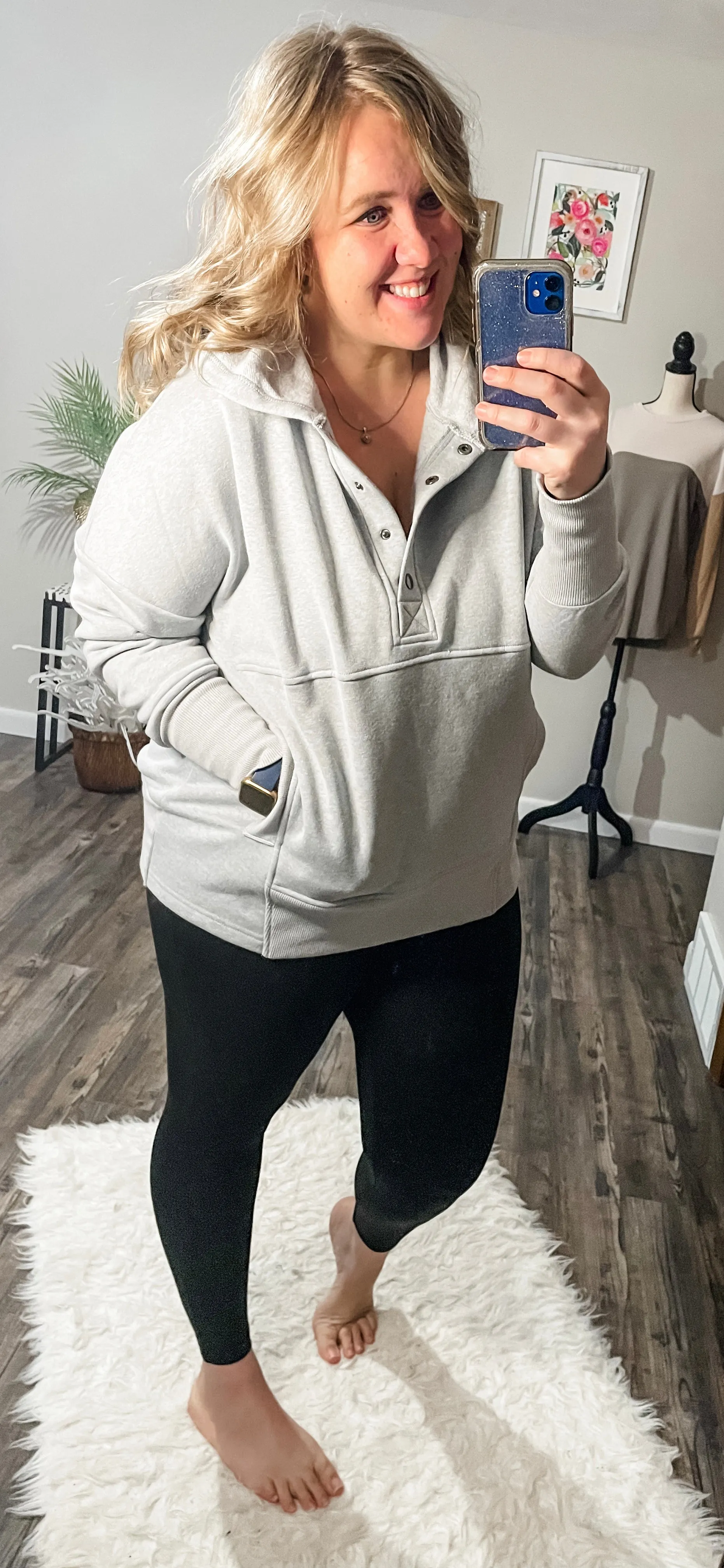 Fleece kangaroo hoodie