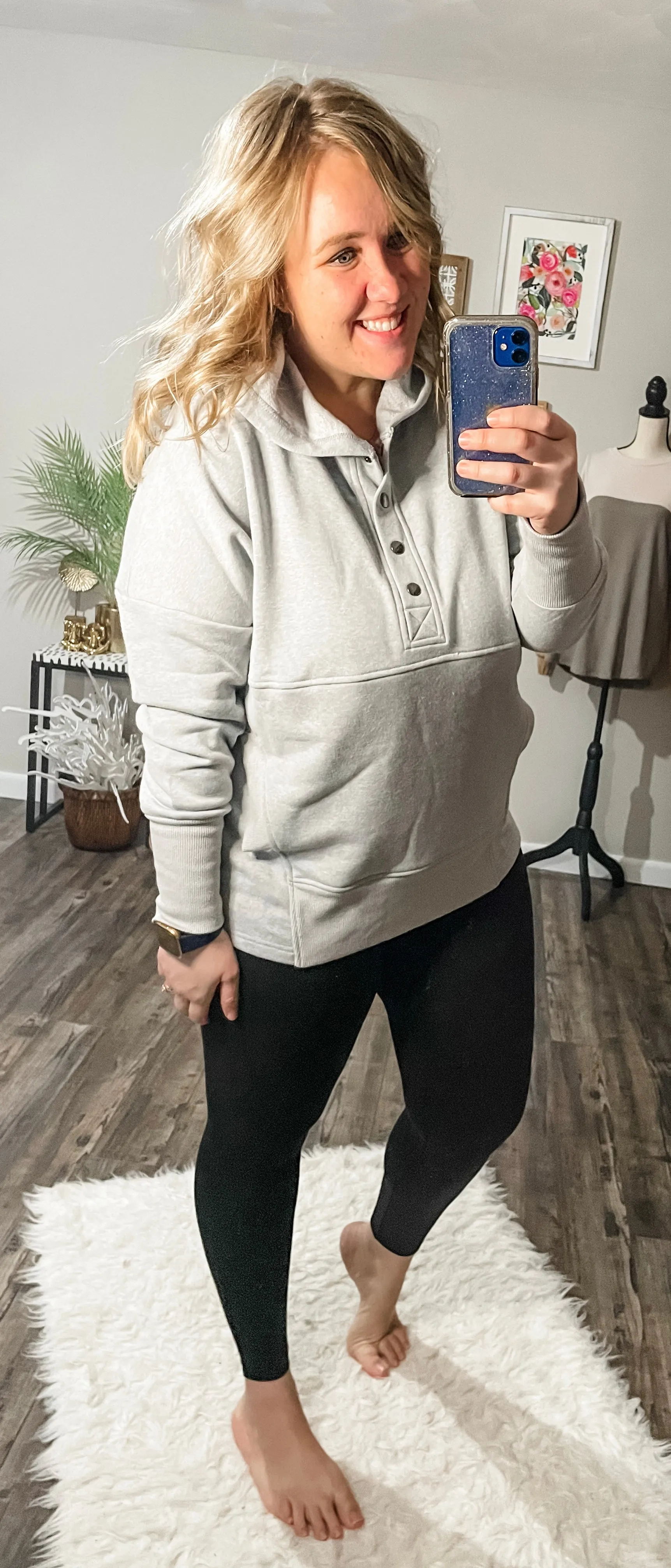 Fleece kangaroo hoodie