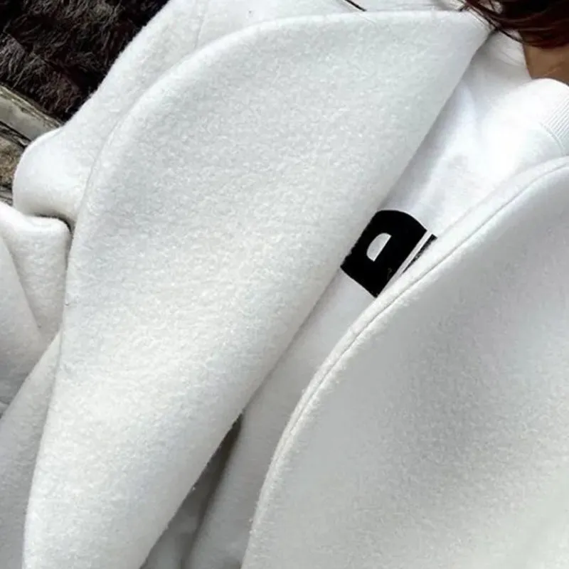 Fluffy and Warm High-Street Fashion Coats