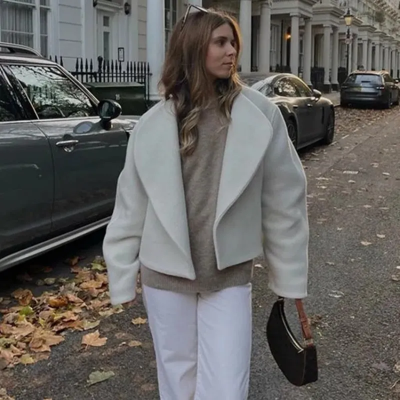 Fluffy and Warm High-Street Fashion Coats