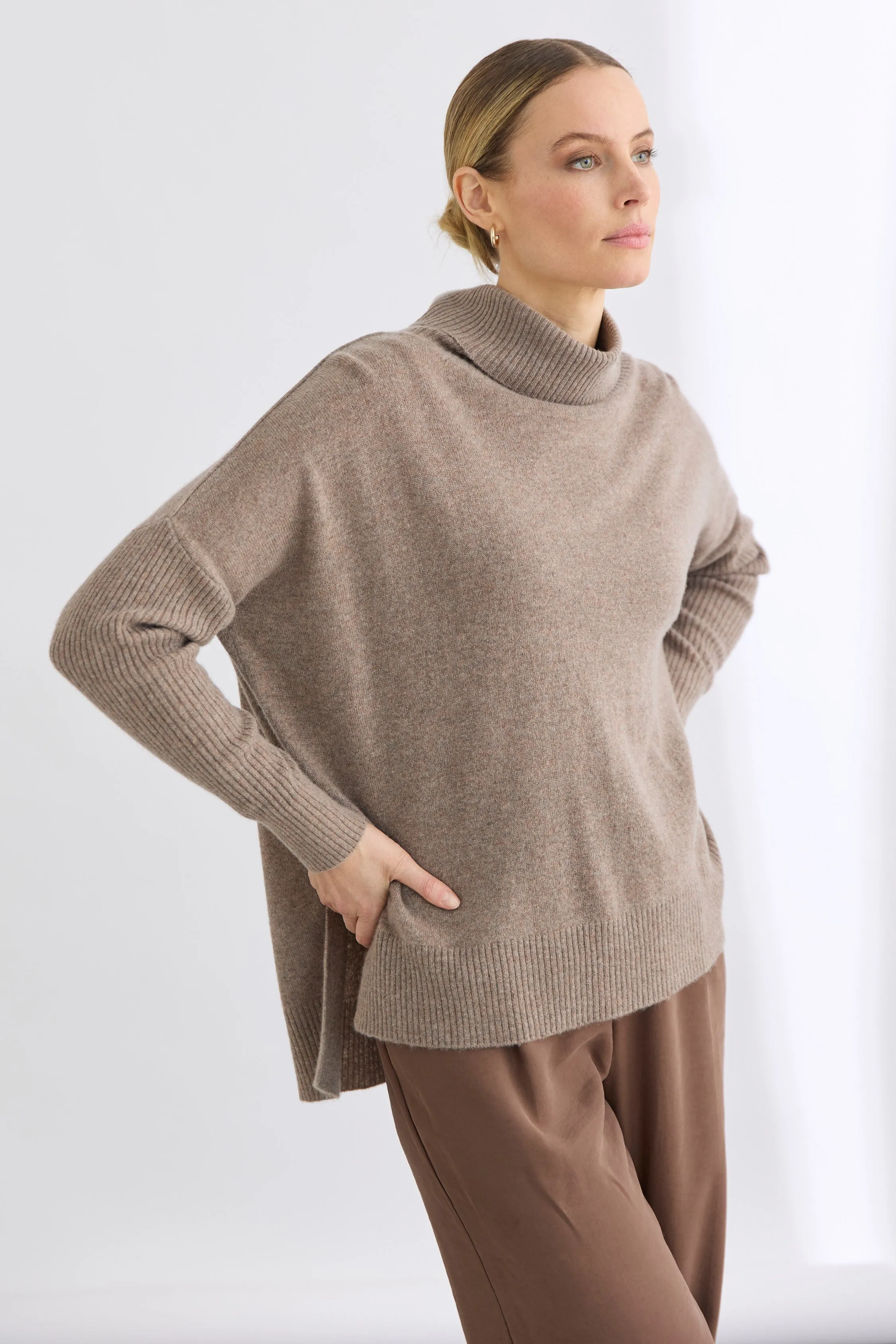 Gigi Step Rollneck
