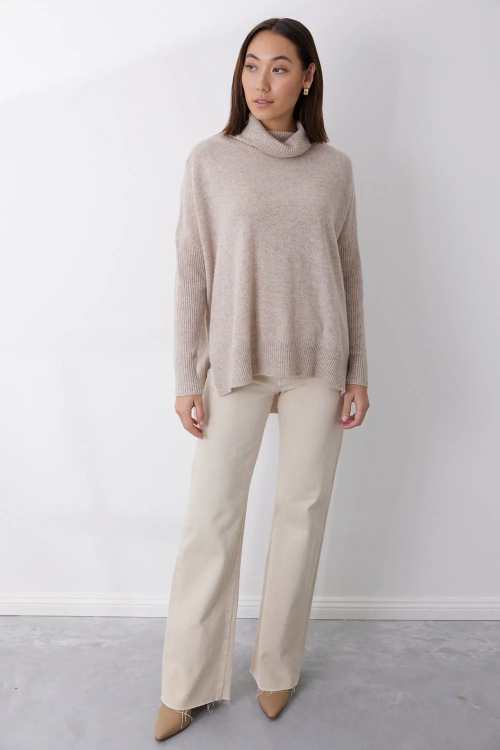 Gigi Step Rollneck