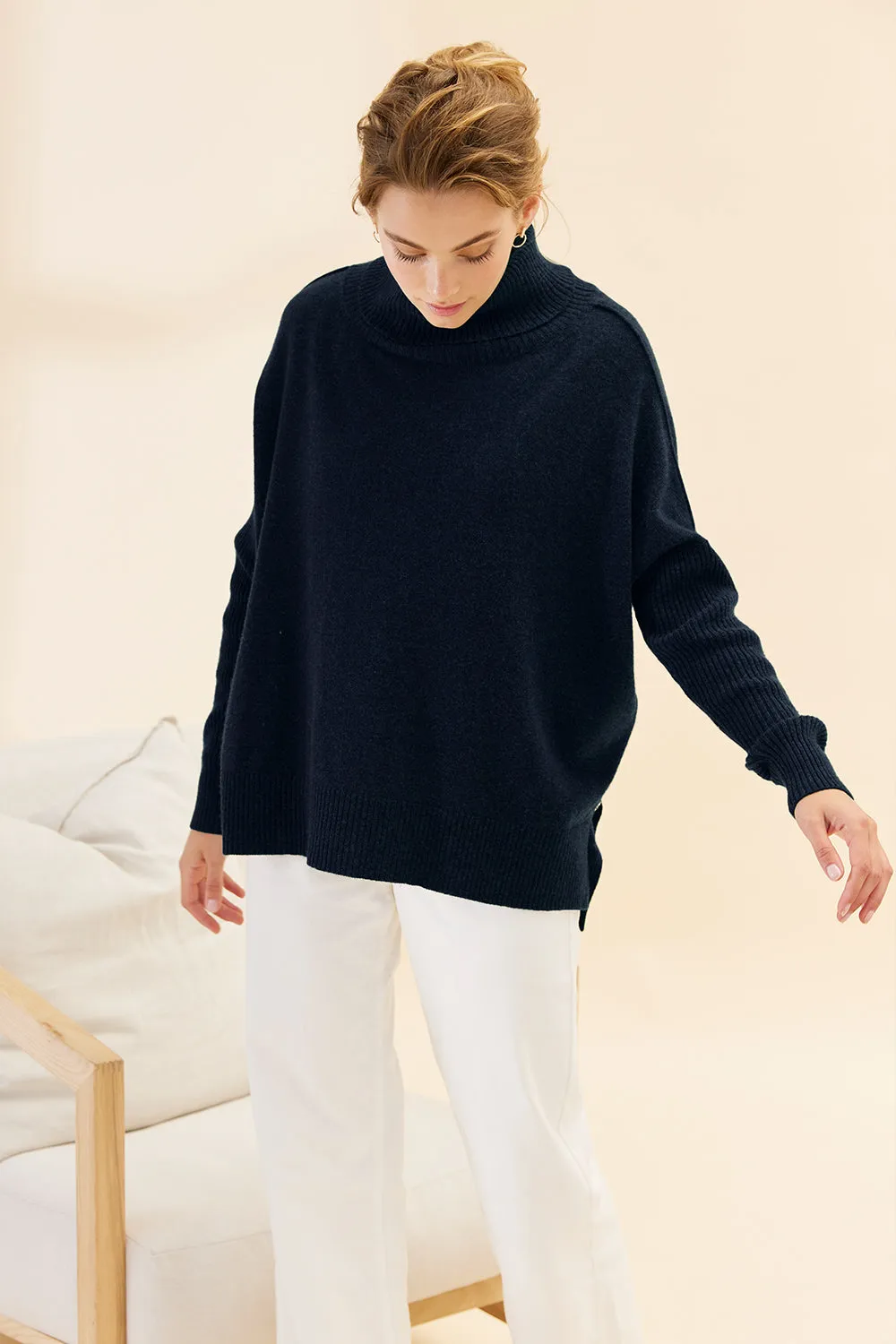 Gigi Step Rollneck