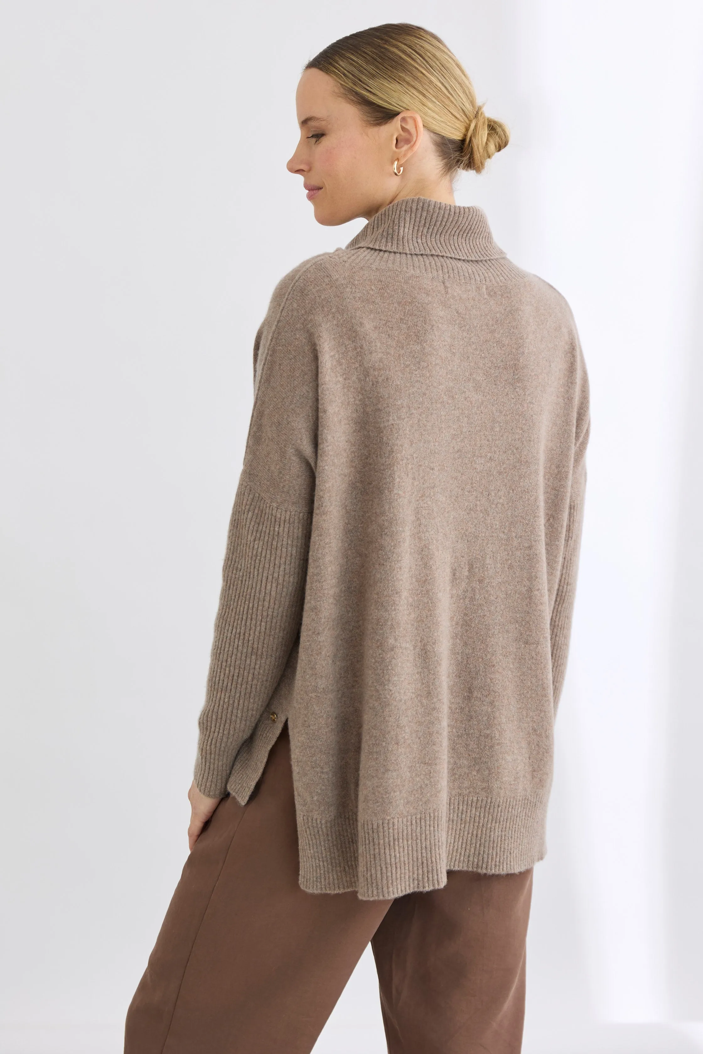 Gigi Step Rollneck