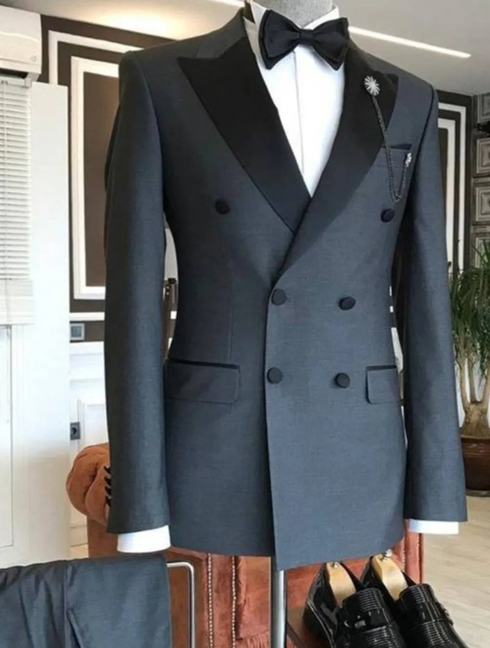 Latest Coat Pants Design Grey Blazer Trousers Men Suits for Business Male Jacket Groom Tuxedo 2Pcs Wide Peaked Lapel Custom Made
