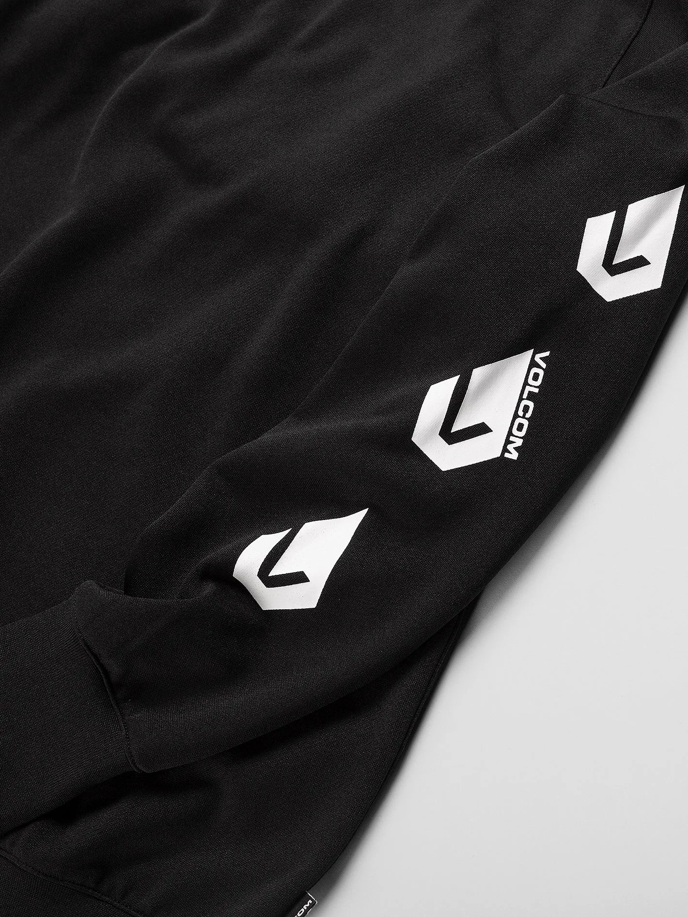 Mens Core Hydro Crew Pullover - Black