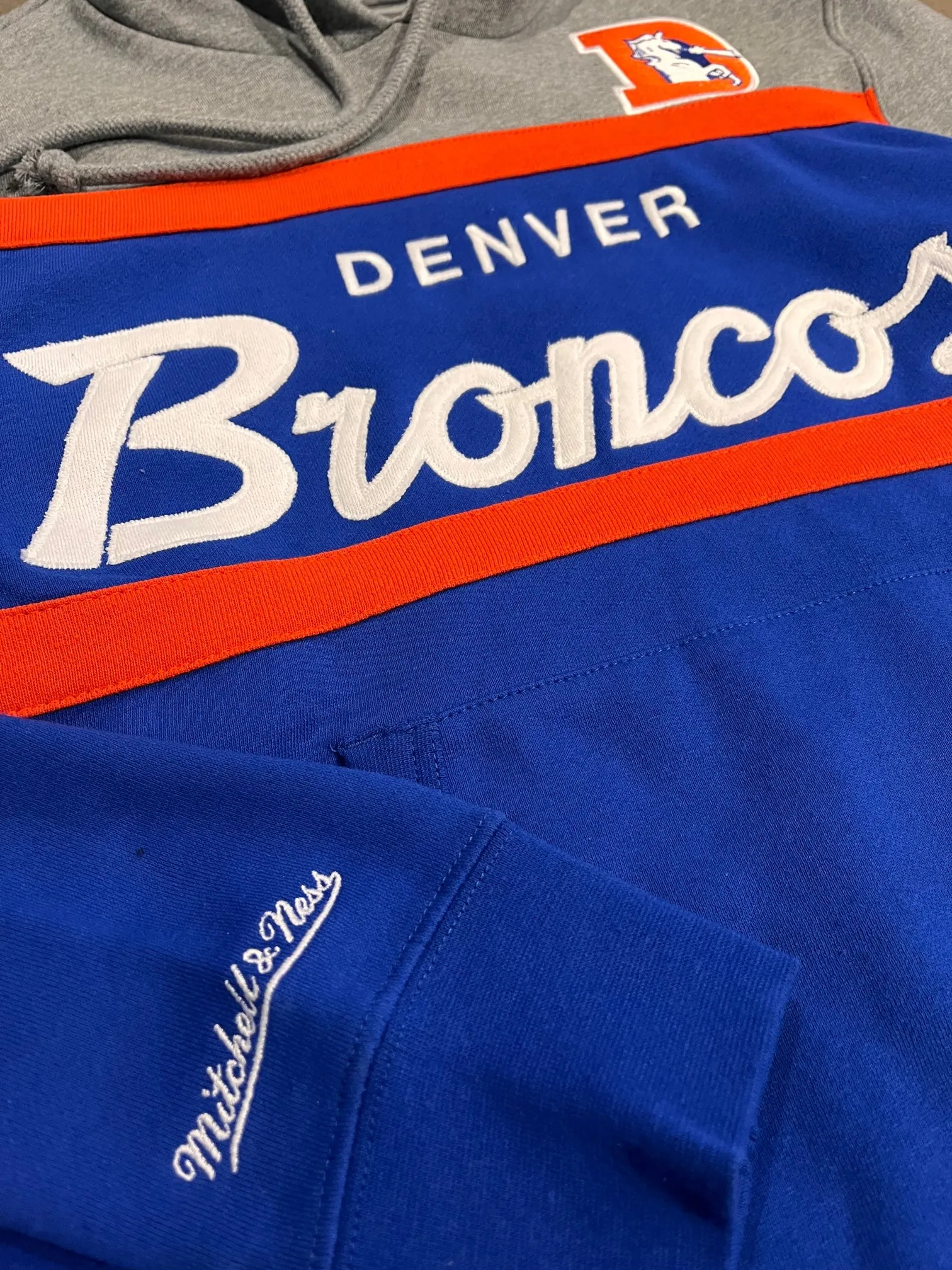 Mitchell & Ness Denver Broncos Headcoach Hoody