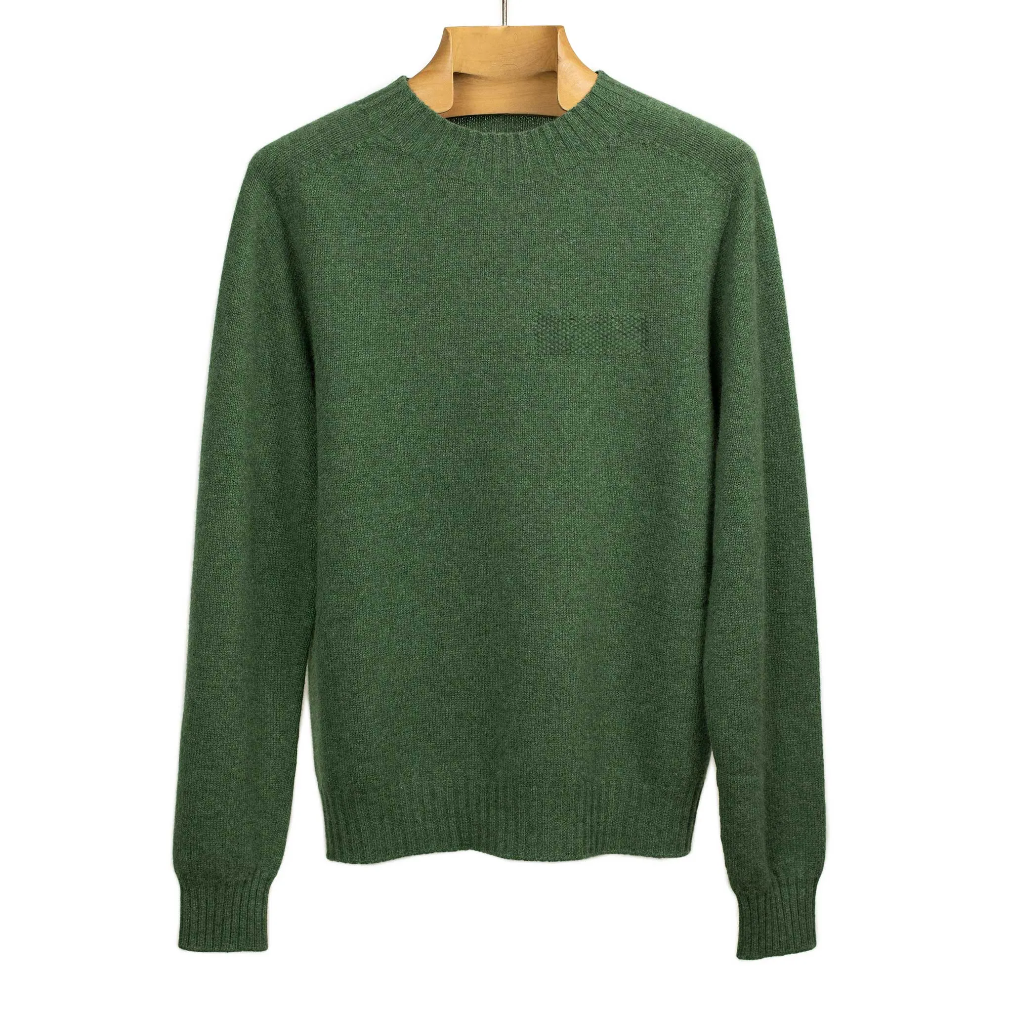 Mockneck sweater in moss green 4-ply cashmere