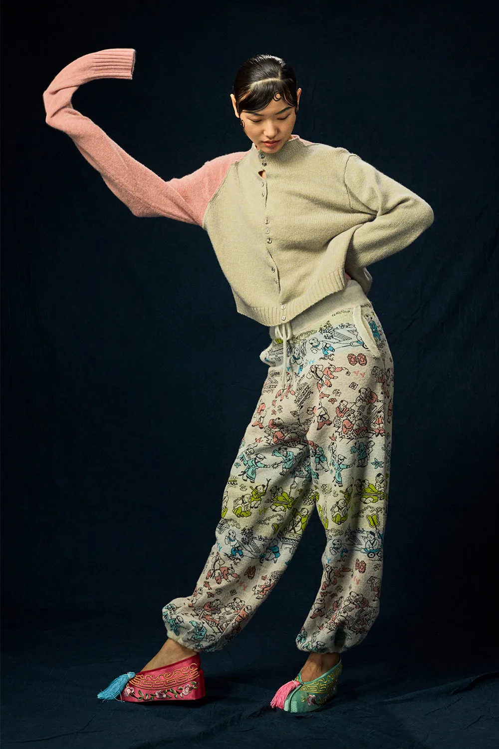Recycled Cashmere Crop Cardigan in Lilac and Grey