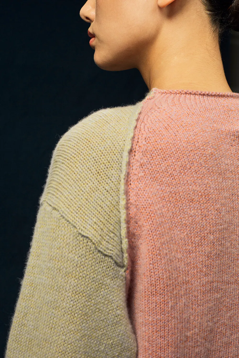 Recycled Cashmere Crop Cardigan in Lilac and Grey