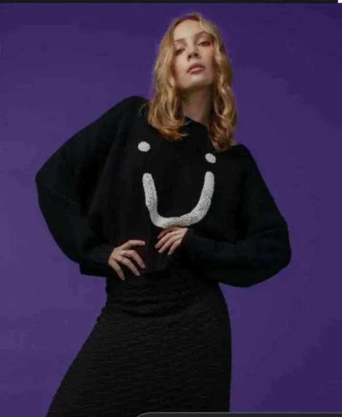 Smile Jumper - Black/White