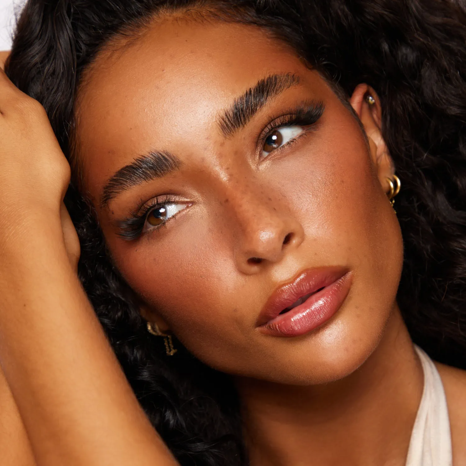 Subtle Liner Effect Individuals