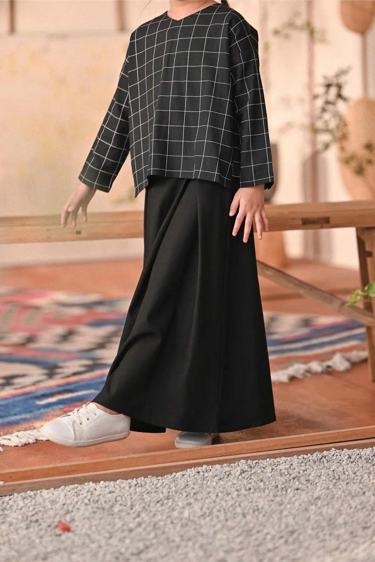 The Heiwa A-Line Skirt - Black