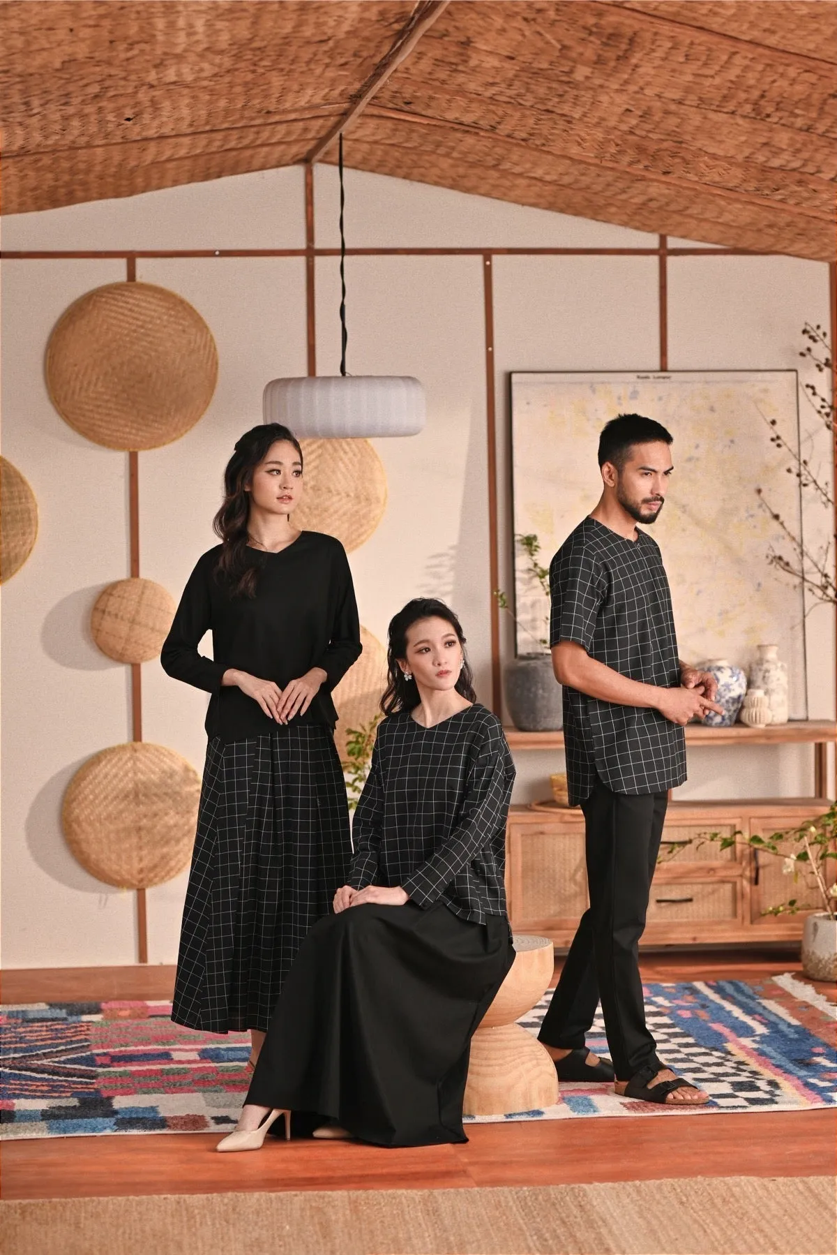 The Heiwa Women A-Line Skirt - Black
