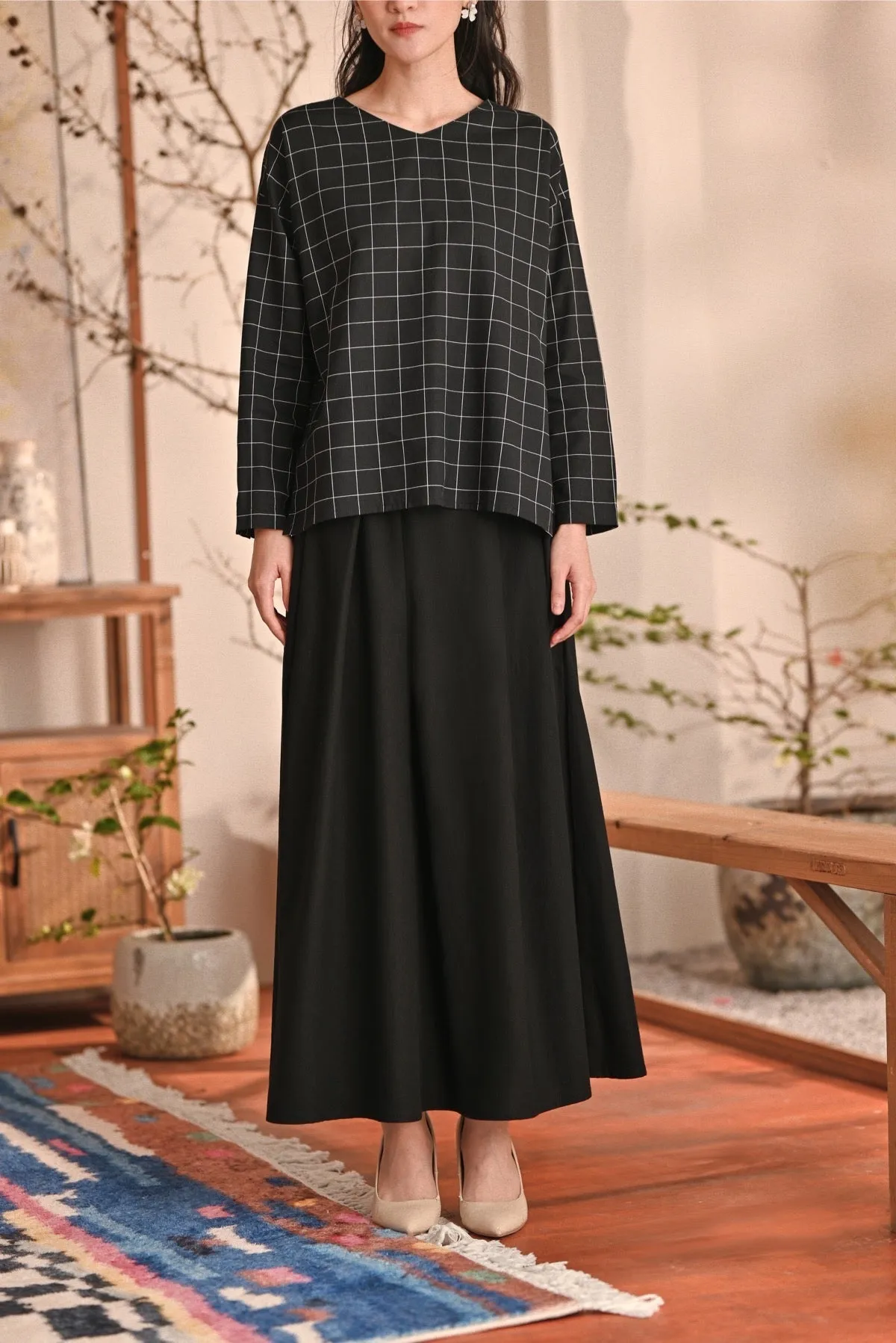 The Heiwa Women A-Line Skirt - Black