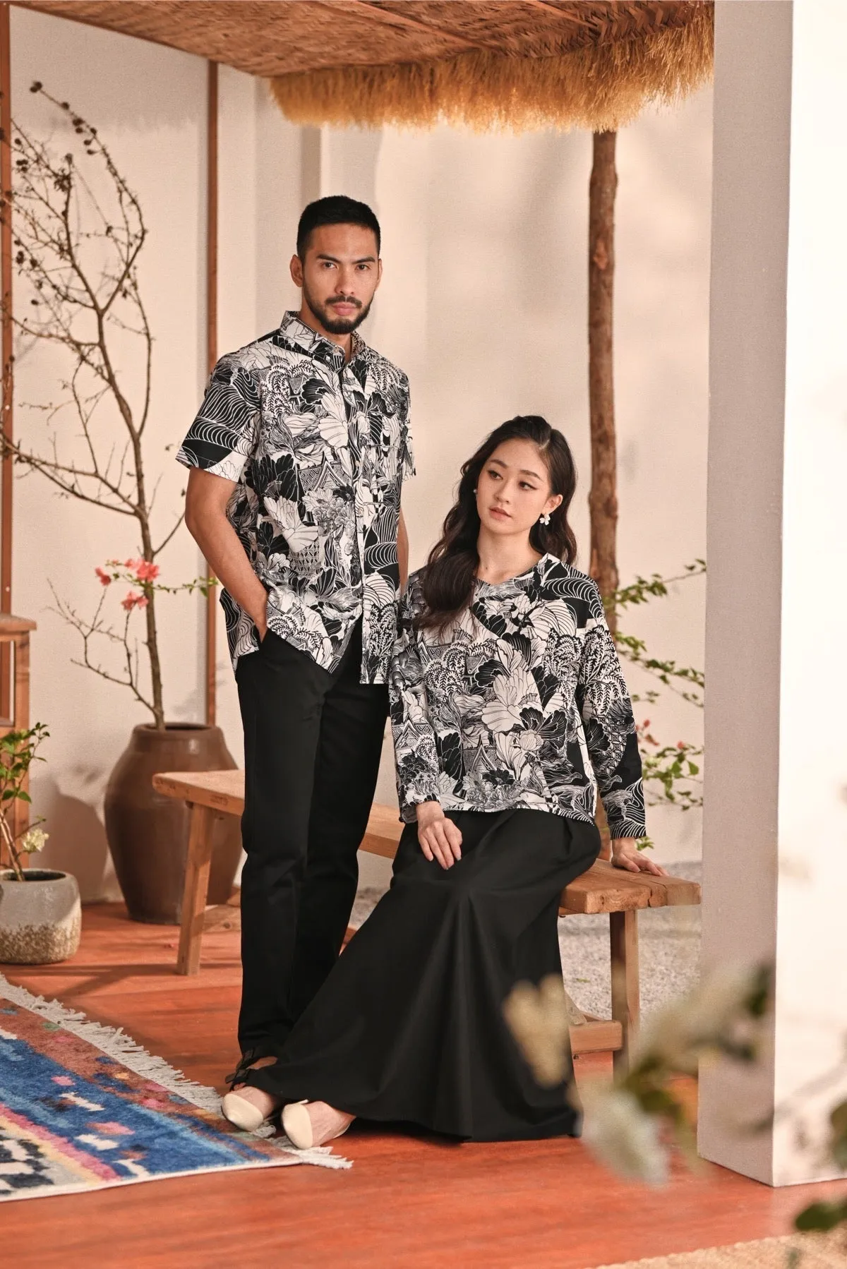 The Heiwa Women A-Line Skirt - Black