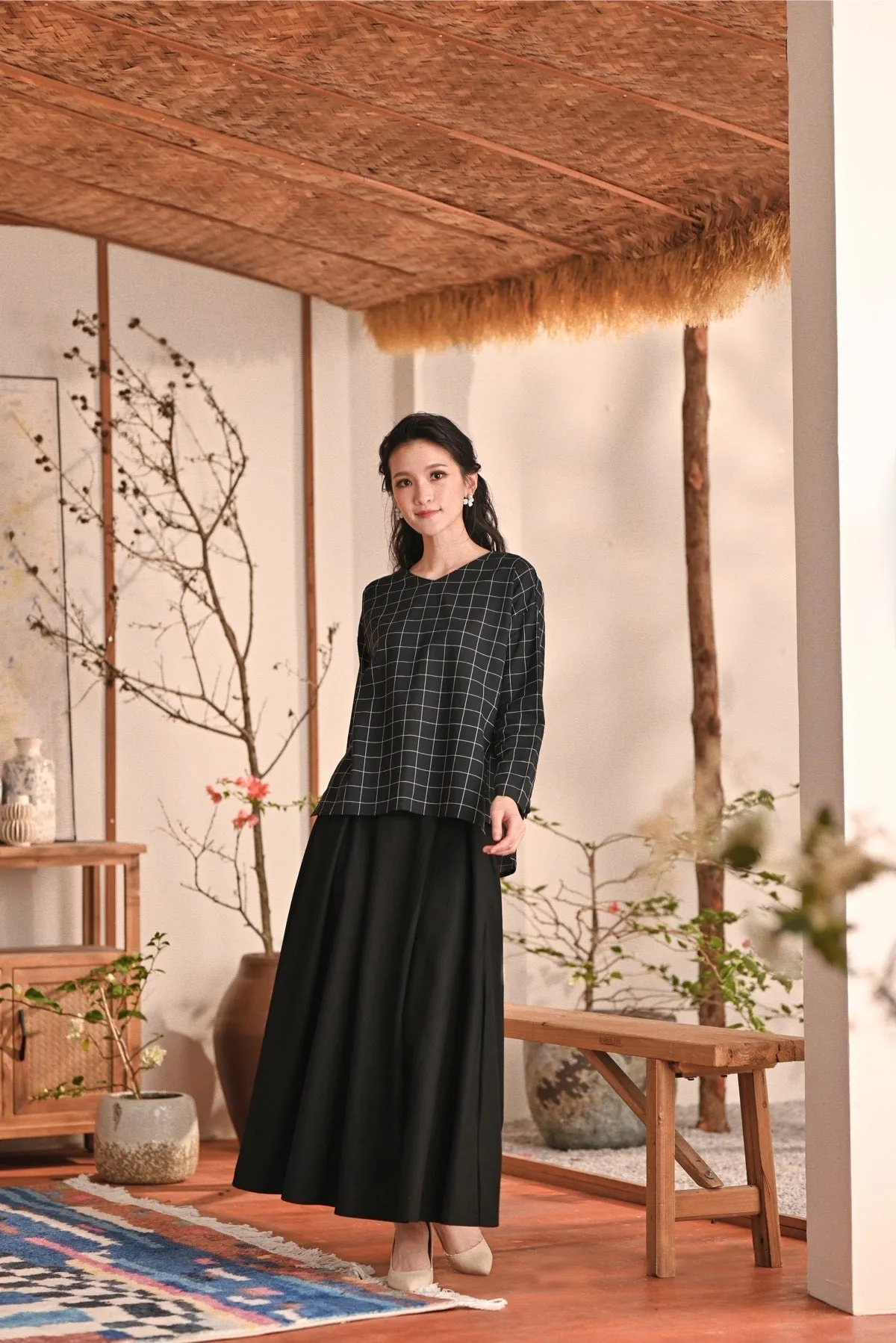 The Heiwa Women A-Line Skirt - Black