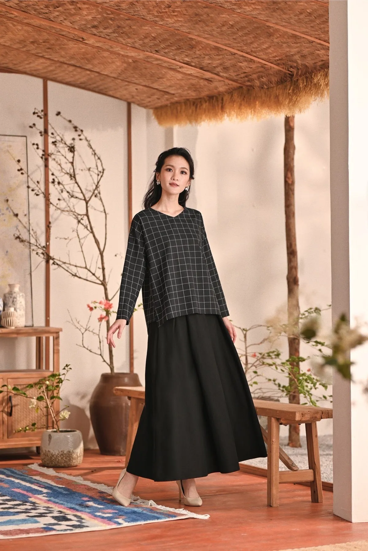 The Heiwa Women A-Line Skirt - Black
