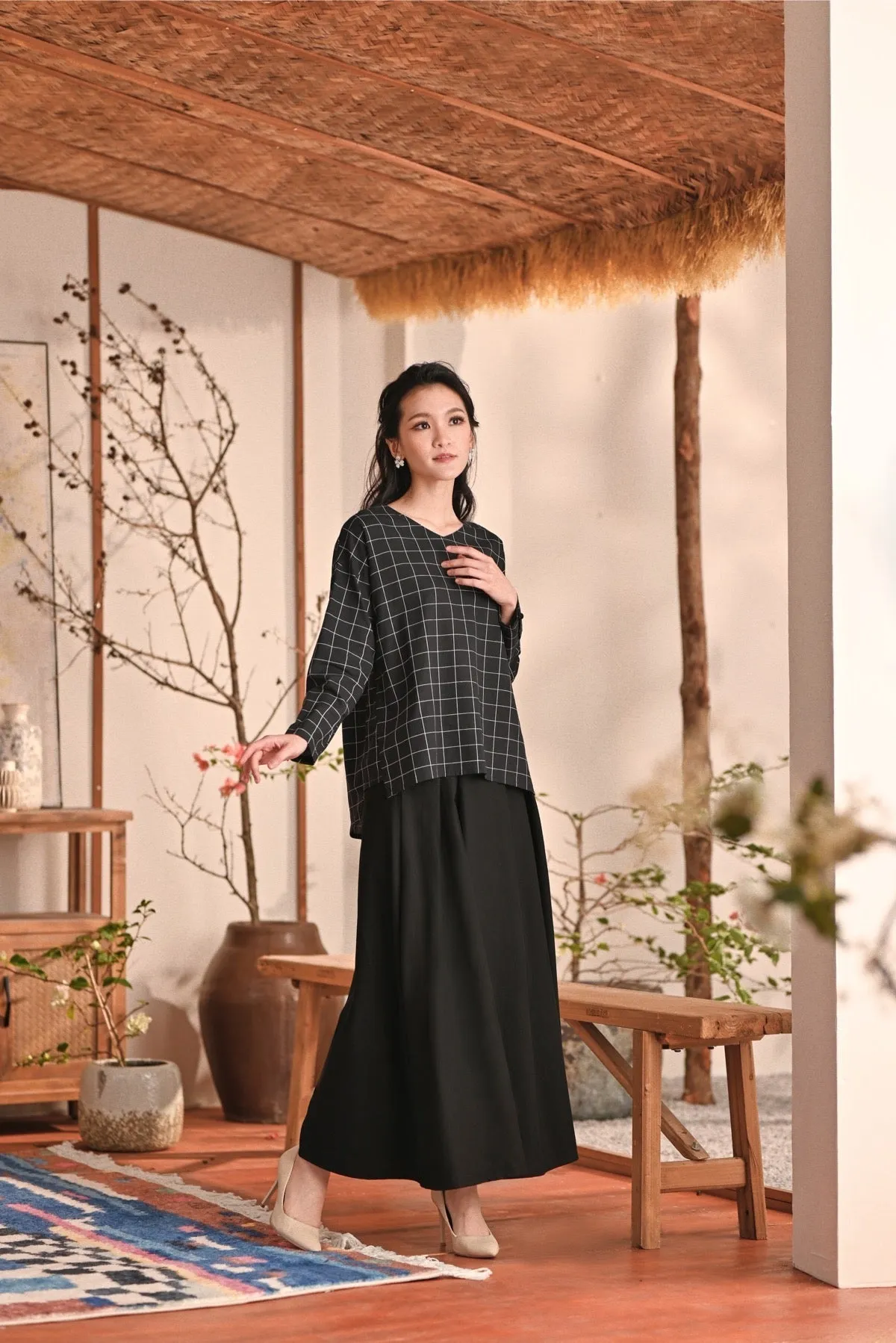 The Heiwa Women A-Line Skirt - Black