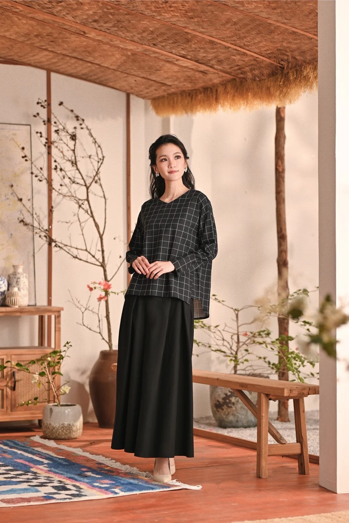 The Heiwa Women A-Line Skirt - Black