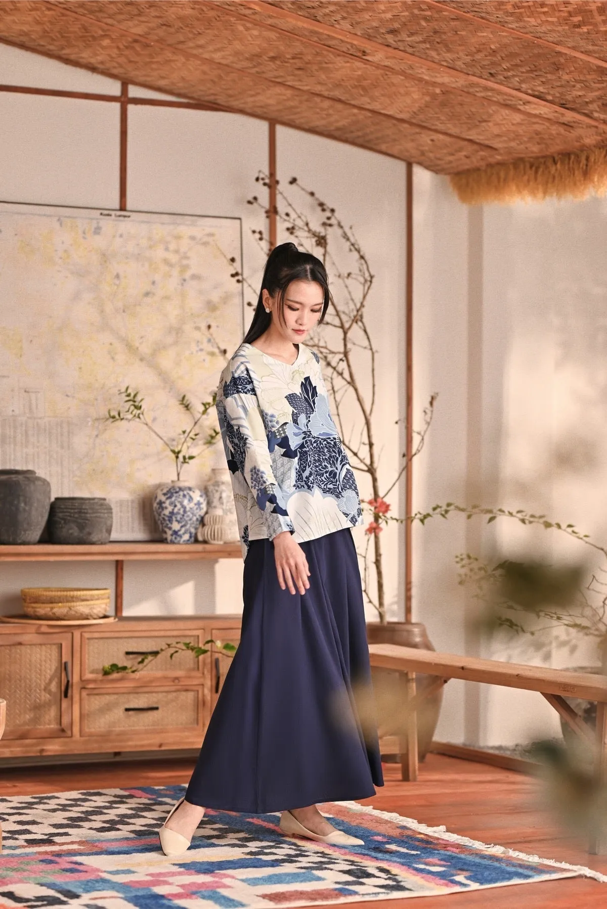 The Heiwa Women A-Line Skirt - Navy Blue