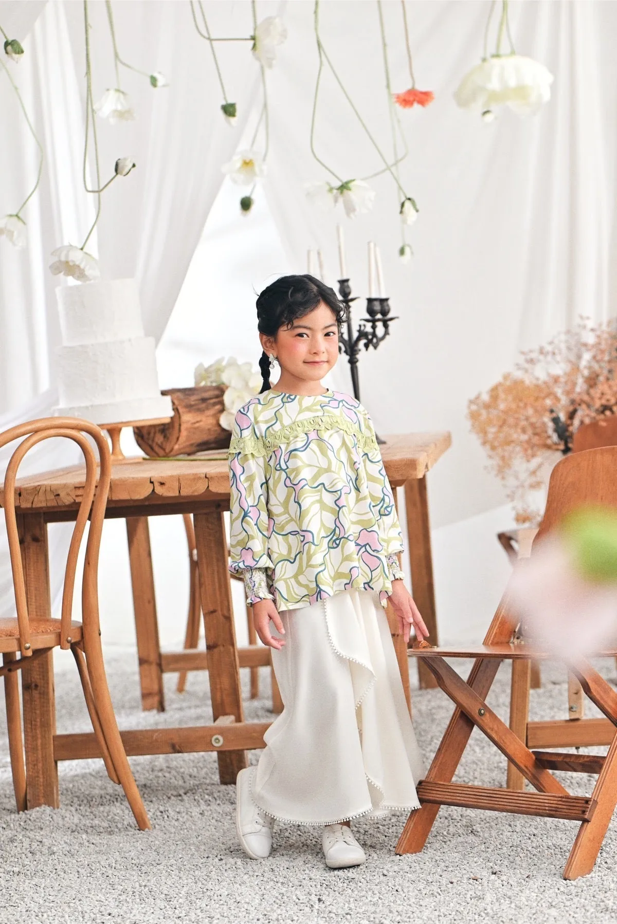 The Mimpian Ruffle Wide Skirt - White