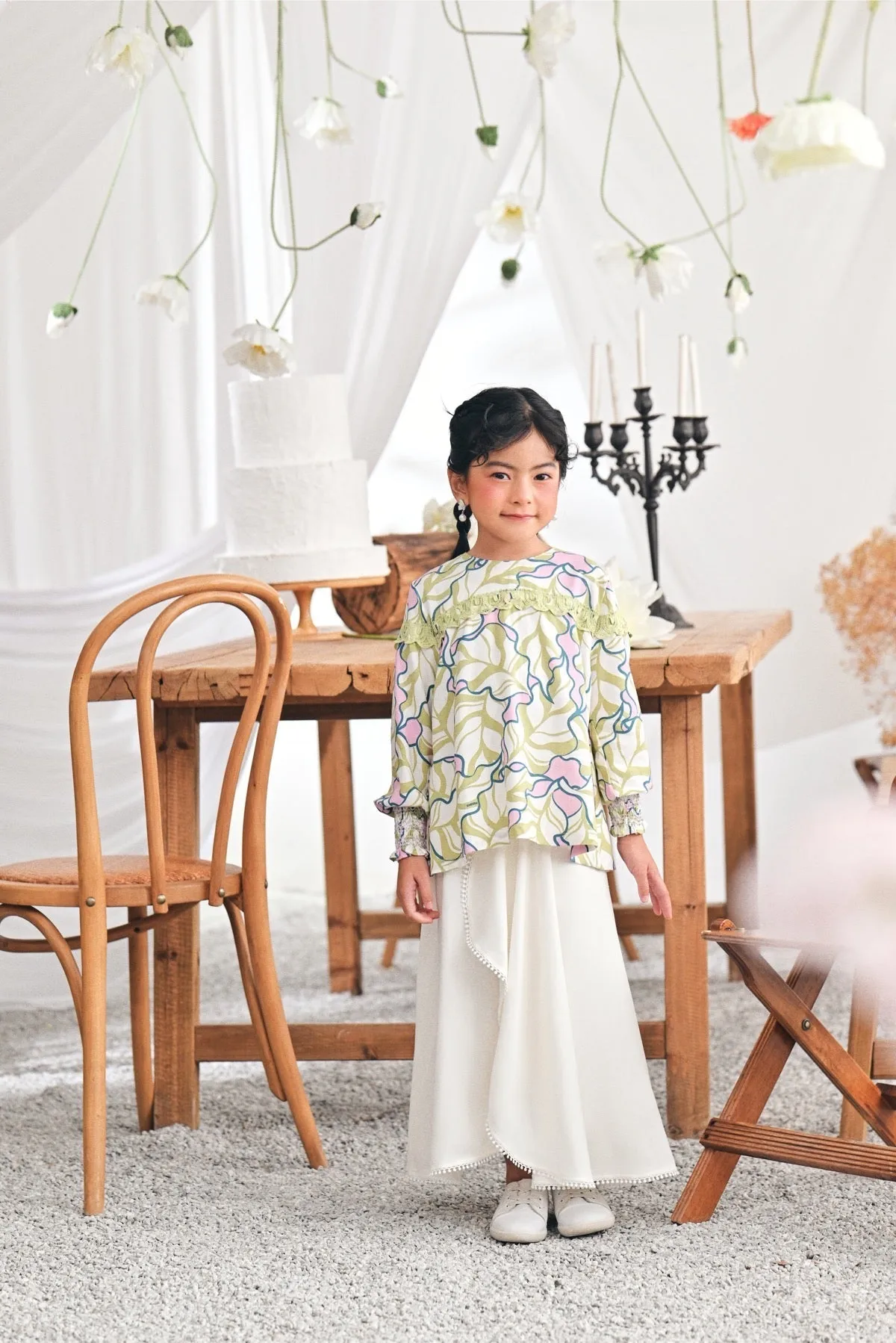 The Mimpian Ruffle Wide Skirt - White